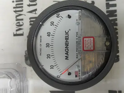 New | in-Stock DWYER 2080 Universal Pressure Meters Ohio US | Surplus Asset Holdings #1234248