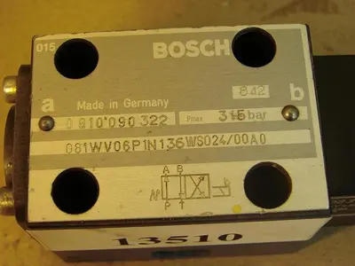 USED BOSCH 0 810 090 322