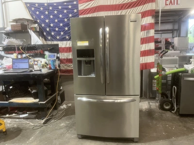 Used FRIGIDAIRE GALLERY FRENCH DOOR Refrigerators Michigan US | Miedema Asset Management Group #1316005