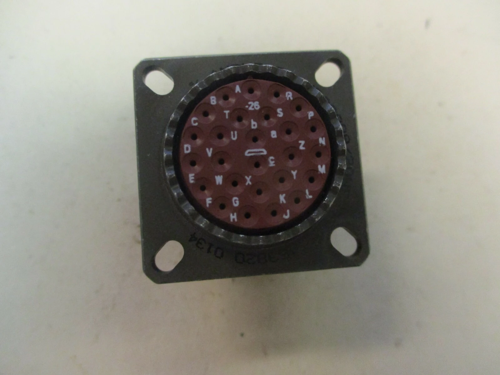 NEW Amphenol JD38999/20WE26PN