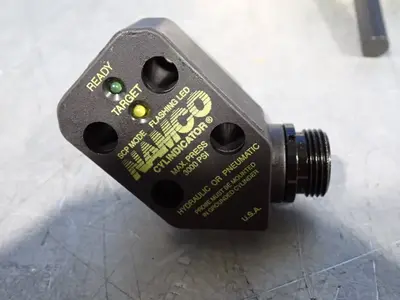 USED NAMCO CONTROLS EE21038760 / EE21037880