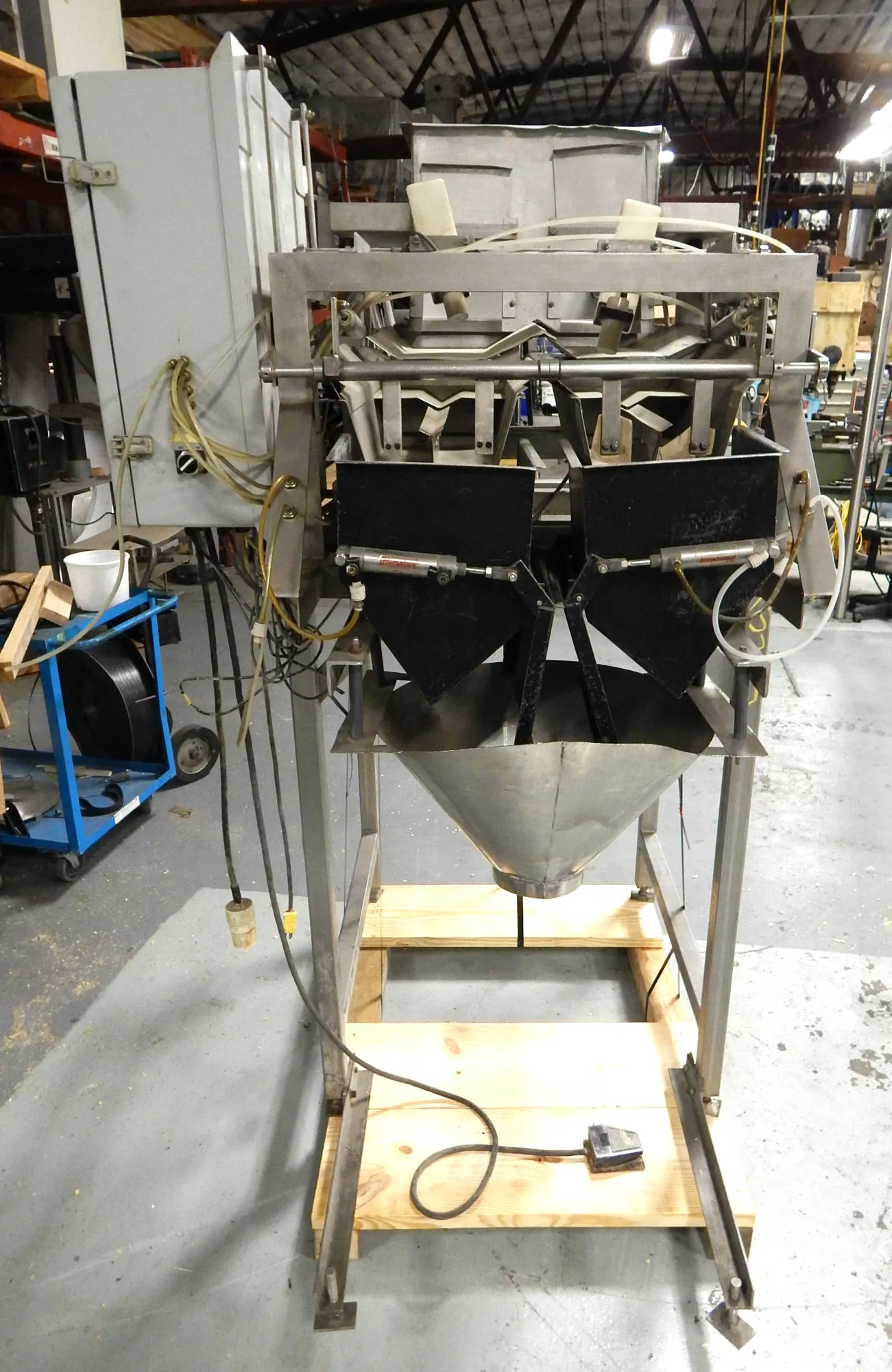 USED OHLSON  WEIGH SCALE TWIN STATION