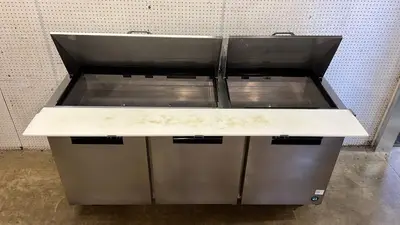 Used Hoshizaki _UNKNOWN_ Food Prep Tables Illinois US | Falcon Restaurant Supply #1423175