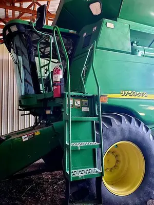 USED 2002 JOHN DEERE 9750 STS