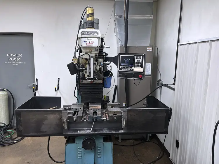 Used 1999 TRAK DPM A.G.E. 3 Bed Type Mills Illinois US | Machine Tool Bids #443220