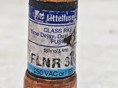 Used LITTELFUSE FLNR-30 Fuses British Columbia CA | Lenmark #1489019