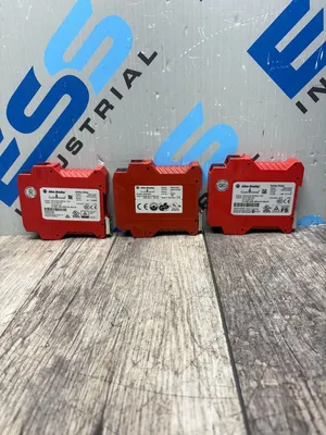 ALLEN BRADLEY 440R-E23097 Electrical/PLC/Automation | ESS Industrial Equipment Sales (4)