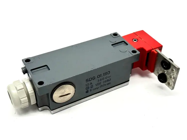 Used Elan SDG 01.1110 Relays & Switches Michigan US | Maverick Industrial Sales #1489928