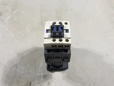 25 Amp, 3 Pole, 3 NO, 115 VAC Coil Contactor C01F7 52296548