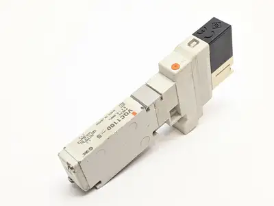 VQC1100-5 | SMC  Single Solenoid Plug-in Valve 5 Port - Used