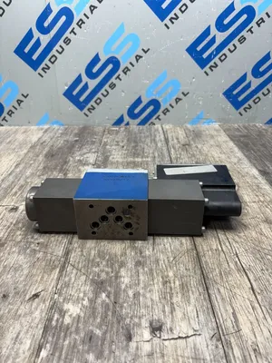 USED BOSCH REXROTH 4WRSE10Q00-32/G24K0/A1V