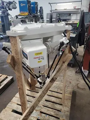 USED 2012 FANUC M-2IA/3S