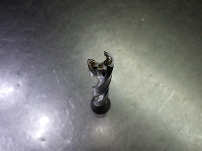 Kennametal .473" Coolant Thru 8xD Drill 5/8" Shank KTFS0473R08SCF063 (LOC2978D)