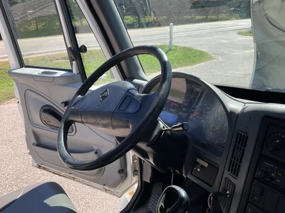 Used 2005 INTERNATIONAL 4300 4X2 Service & Utility Trucks Michigan US | Miedema Asset Management Group #1457406