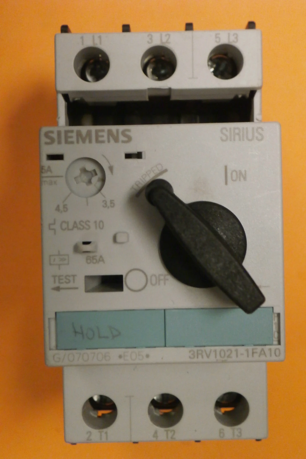 USED SIEMENS CIRCUIT BREAKER, 3RV1021-1FA10