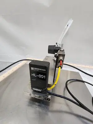 HEIDENHAIN ND281B Universal digital display unit with mt12p pneumatic gauge