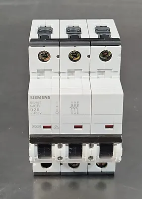 Siemens 5SY63 MCB D25 Circuit Breaker. 4C-19