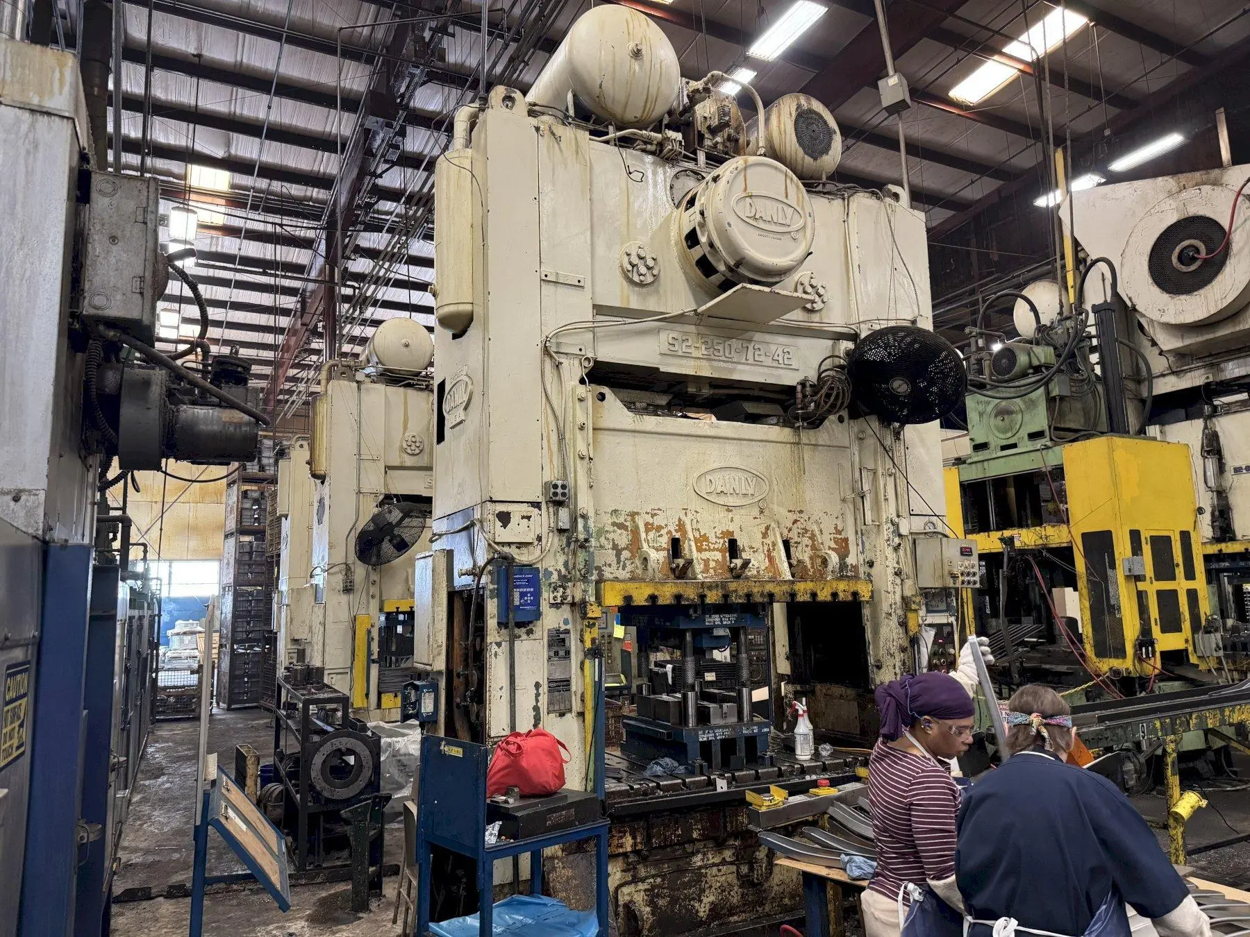 USED DANLY S2-250-72-42