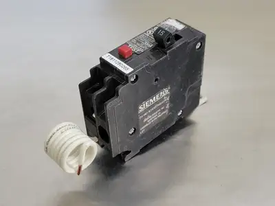 Used SIEMENS BE115 Switchgears British Columbia CA | Lenmark #241964