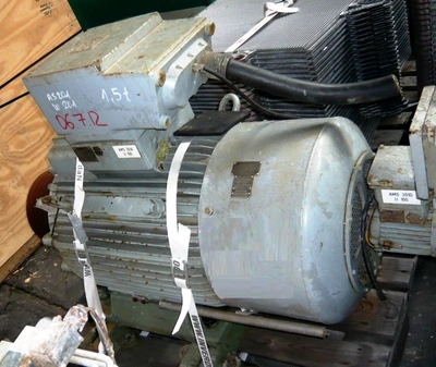 Krauss-Maffei HZ 160/4A peeler centrifuge, rubber-lined.
