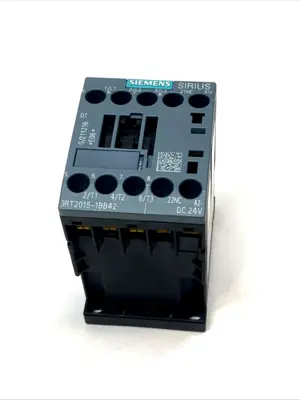 USED SIEMENS SIRIUS 3-POLE AC CONTACTOR 24VDC 18A MOTOR STARTER