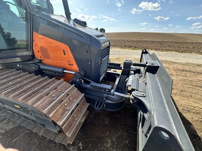 USED 2023 DEVELON DD100
