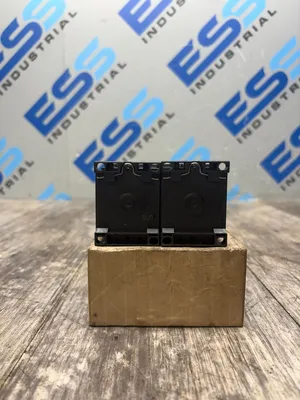 Used SIEMENS 3RH1122-1BB40 Misc Electrical & Power Parts South Carolina US | ESS Industrial Equipment Sales #1427788
