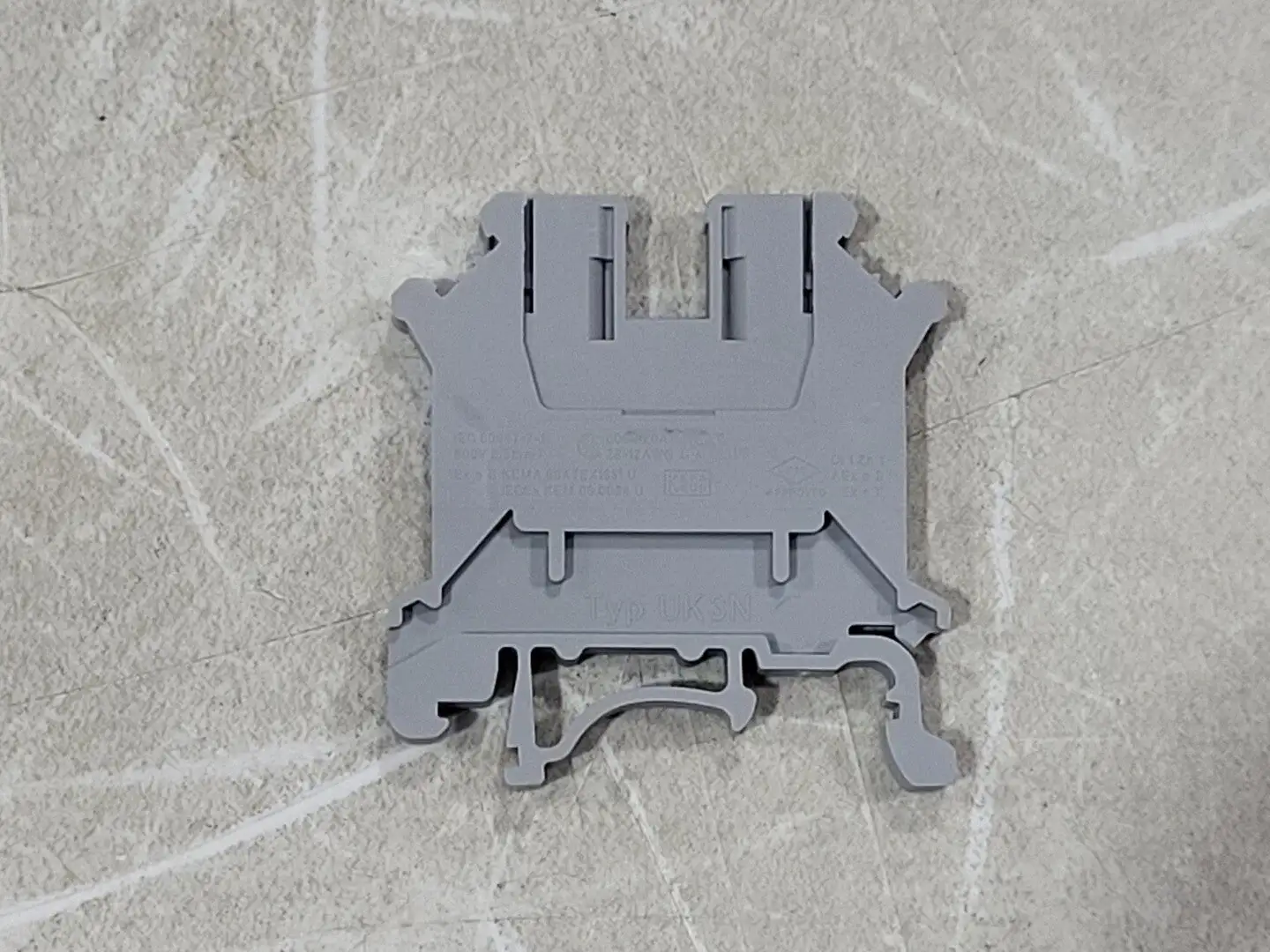 USED PHOENIX CONTACT UK3N