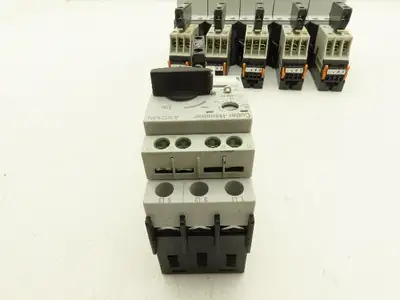 Used EATON CUTLER HAMMER _UNKNOWN_ Circuit Breakers Indiana US | Arrow Industrial #1453883