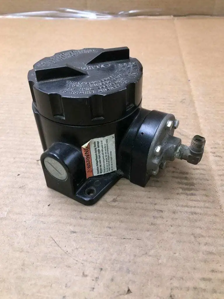 Ashcroft B724B Pressure Switch 30PSI / 500PSI proof