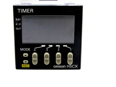 NEW OMRON H5CX-L8D DIGITAL TIMER H5CXL8D