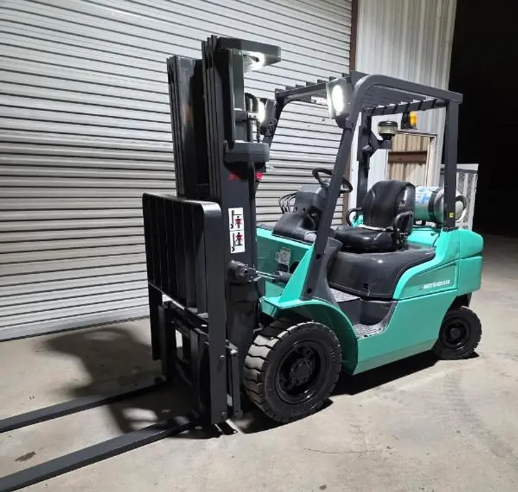 Used 2017 MITSUBISHI FG25N Internal Combustion Forklifts: Pneumatic Tire Texas US | North Texas Equipment Services #549674