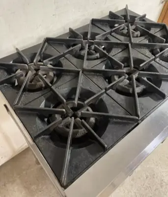 182-0001 Starmax Natural Gas Countertop 6 Burner Range