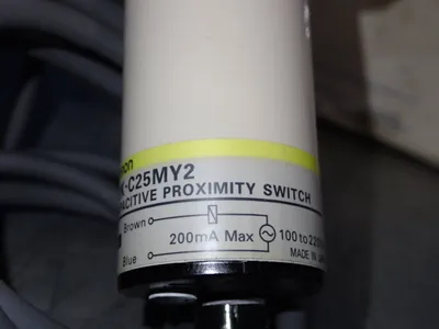 NEW OMRON E2KC25MY2