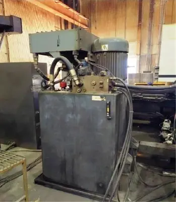 USED 2008 WHITNEY 4400 MAX