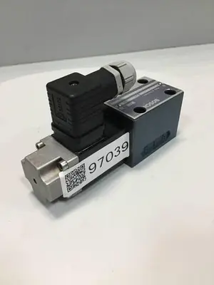 USED BOSCH 0 810 090 322