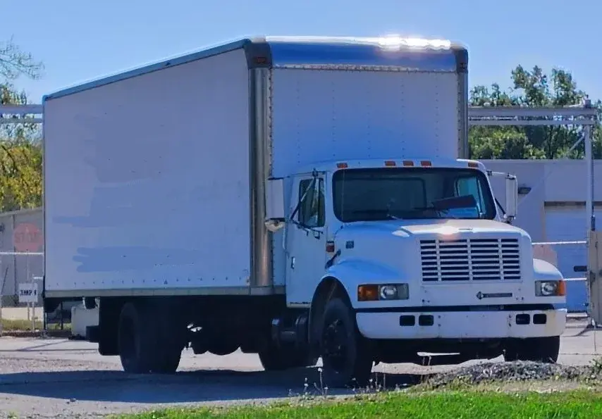 Used 1999 INTERNATIONAL 4700 LOW PROFILE T444E Box trucks Ohio US | Proxy Equipment #1378035