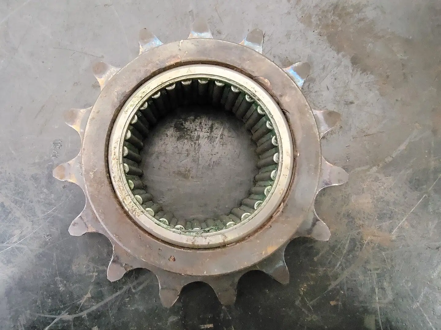 Stock Bore Roller Chain Bearing w/ Roller Bearing HJ445628