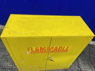 Used EDSAL SC300F Cabinets Ohio US | HGR 24 #1232680