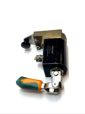 USED CONNEC QUICK CHANGE TOOL POST HOLDER