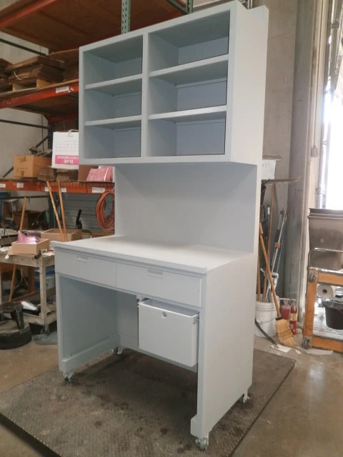 Used Unbranded/Generic Custom Grey Design Storage/Workbench Unit Furnitur Cabinets Arizona US | ASSET CONVERSION SPECIALISTS, INC. #319932
