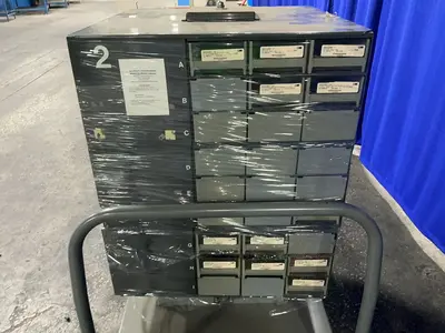 Used _UNKNOWN_ _UNKNOWN_ Cabinets Ohio US | HGR 24 #1567383