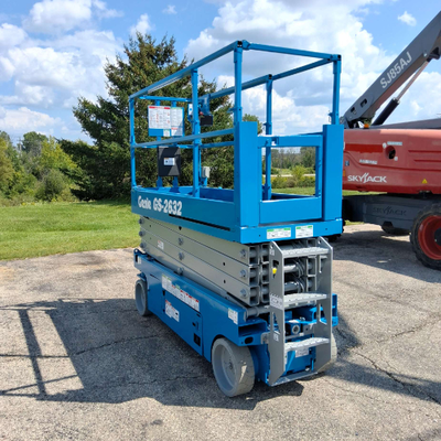 Used 2016 Genie GS-2632 Scissor Lifters Wisconsin US | Stack Equipment #1362046