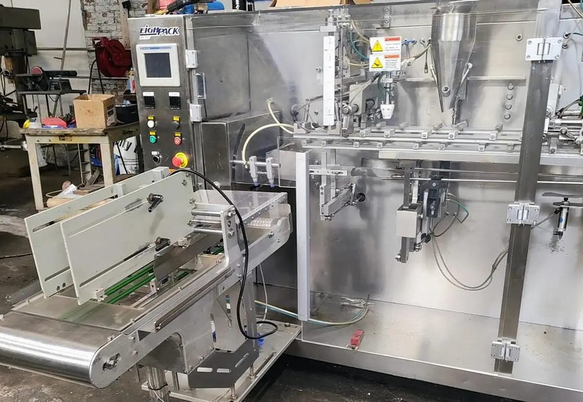 Weighpack Swifty 3600 Premade horizontal poucher
