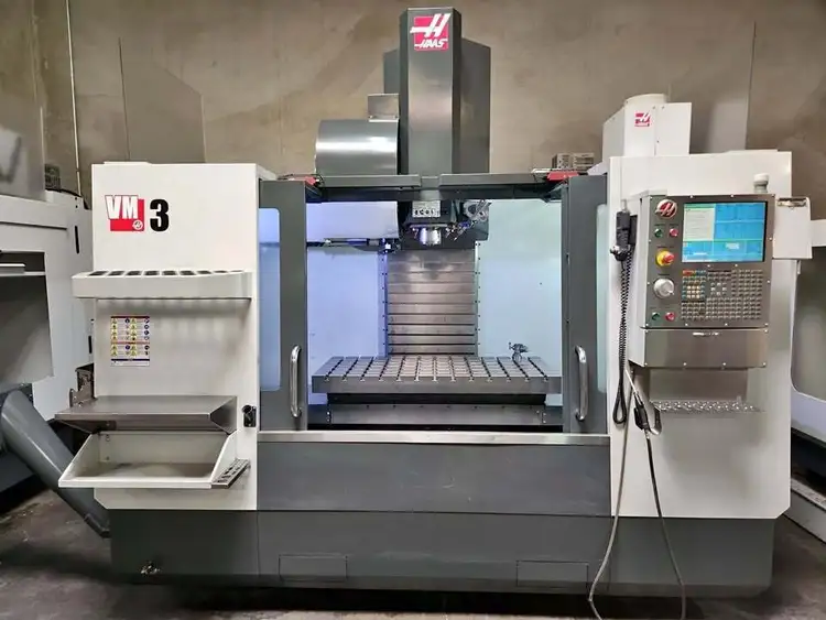 Used 2015 HAAS VM-3 Vertical Machining Centers Ohio US | Toolquip, Inc. #1229889