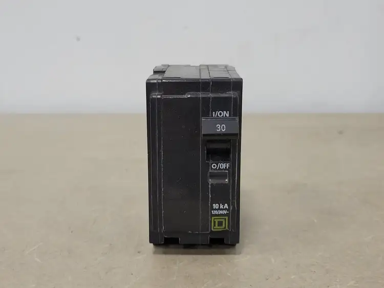 Used SQUARE D QO230 Switchgears British Columbia CA | Lenmark #239800