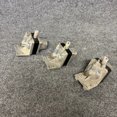 Used Johnson Controls R-3030-I Relays & Switches California US | Davliegogo LLC #1708075