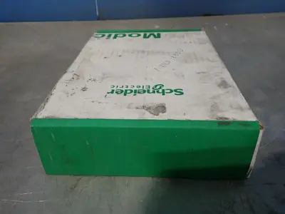 NEW SCHNEIDER ELECTRIC 170ADO35000