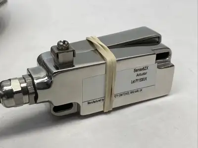 2TLA050074R6125 | ABB  Sense6 SS Non-Contact Safety Sensor 10m Cable - New Other