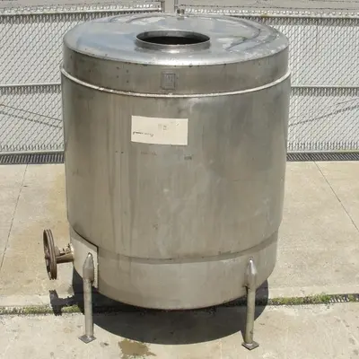 SPC6676  Tank 1000 gallon vertical tank, Stainless Steel, flat